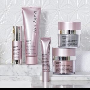 Mary Kay TimeWise Repair Skincare Set - Pink